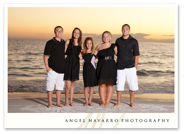 Beach-Portraits-Family