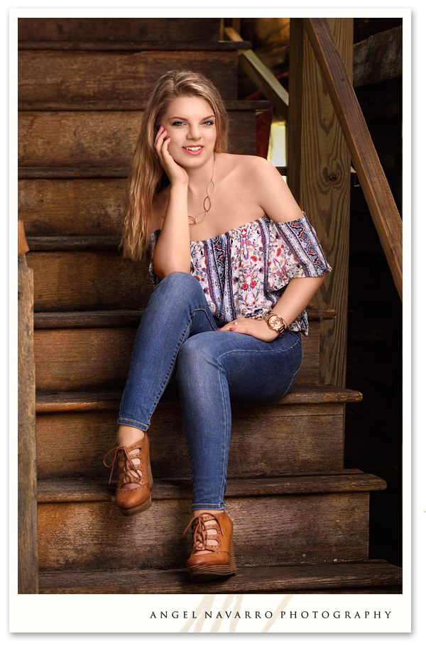 Beautiful Senior Picture of Emily Sitting on Steps