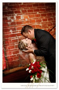 bride-groom-introduction-kiss-tampa-photographer