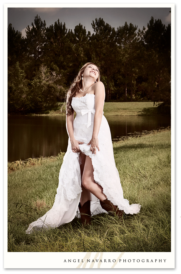 Outdoor country bride wedding photographers Sarasota Bradenton