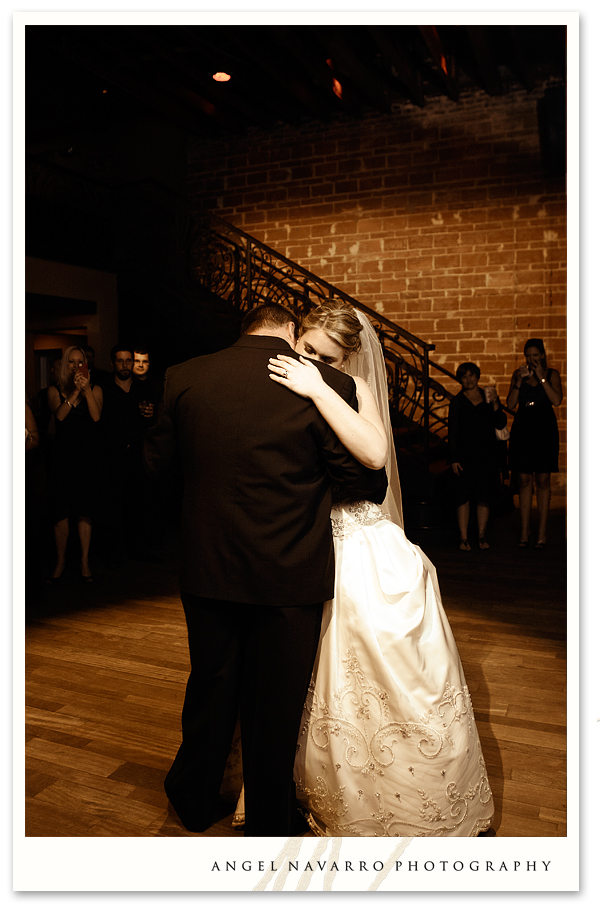 wedding-reception-first-dance-tampa-photographer